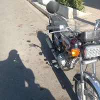 موتور سیکلت تک تاز