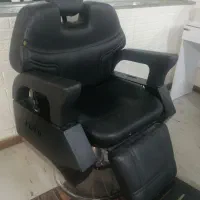 صندلی اصلاح در حد نو