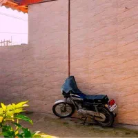 یک دستگاه موتور سیکلت یک