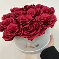 باکس گل 12شاخه زرشکی|گل مصنوعی|ایلام, |دیوار