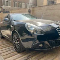 الفارمئو جولیتا 2015