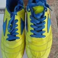 کفش سالن خیلی سالم سایز ۴۰ و کفش سفید دخترانه