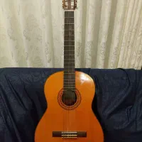 گیتار یاماها C70