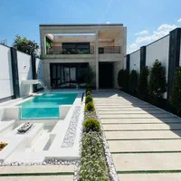 ویلاشاندیز/مدرن دیزاین اروپایی/درحد ویلاهای تهران