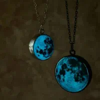 گردنبند ماه شب تاب