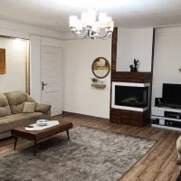 ۸۰ متر/طبقه چهارم/فاقد آسانسور/پارکینگ/سند تکبرگ