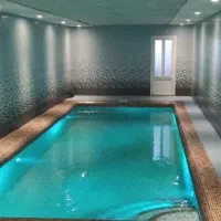 اجاره ویلا باغبهادران باغبادران باغ بهادران|اجارهٔ کوتاه‌مدت ویلا و باغ|اصفهان, باغ دریاچه|دیوار