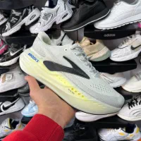 کفش ورزش مردانه و زنانه پسرانه و دخترانه|کیف، کفش، کمربند|زنجان, |دیوار