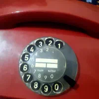 خط تلفن ثابت و دستگاه تلفن