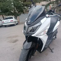 J200