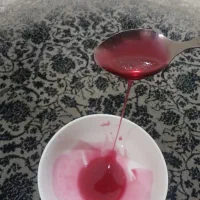 شربت آلبالو سنتی خوشمزه