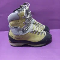 کفش کوهنوردی/حرفه ای/ اسکارپا اصل ایتالیا/ ۳۷/۵|کوهنوردی و کمپینگ|کرج, برغان|دیوار