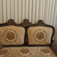 مبل سلطنتی کار کرده