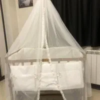 تخت نوزاد در حد نو با قیمت استثنایی