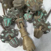 در کوب قدیمی پنجه دست|کلکسیون اشیاء عتیقه|قدس, شهر‌قدس|دیوار