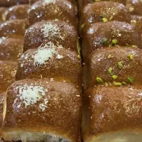 کیک و شیرینی خوشمزه و قیمت منصفانه|خوردنی و آشامیدنی|خمینی‌شهر, |دیوار