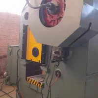 پرس ۴۰۰ تن نایکل روس|ماشینآلات صنعتی|پاکدشت, خاتون آباد|دیوار