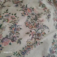 یک عدد رو فرشی کرم مخمل جنس خوب|روفرشی|رشت, یخسازی|دیوار