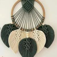 دیوارکوب ها و اینه های مکرومه