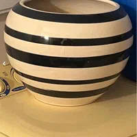 گلدان سفالی بزرگ