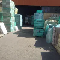 کارگر جهت انبار کاشی