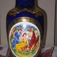 گلدان سه دختر
