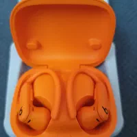 هندزفری Powebeats Pro 2 رنگ نارنجی