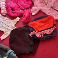 مقداری لوازم نوزادی|کفش و لباس بچه|شیراز, شریفآباد|دیوار