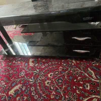 میزتلوزیون شیشه ای