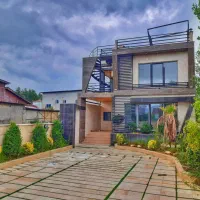 کاخ مدرن استخر دار/400متری/سند تک/مجوزات