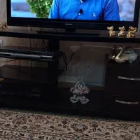 میز تلویزیون در حد نو