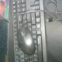 یک موس و کیبورد