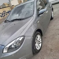 برلیانس H320اتوماتیک 1500|خودرو سواری و وانت|شیراز, کوی قضات|دیوار