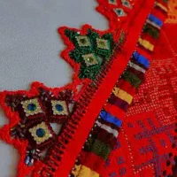 کریشی دلربا|لباس|خاش, |دیوار