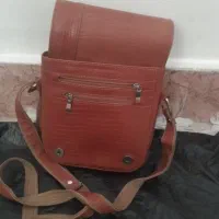 کیف چرم صدرصد طبیعی در حد نو|کیف، کفش، کمربند|پرند, فاز ۲|دیوار