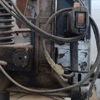 دریل با پایه مناسب کارگاههای صنعتی و تراشکاری