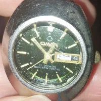 ساعت مچی قدیمی