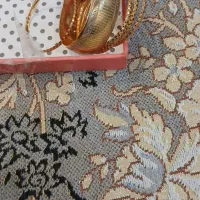 طلا ۲۰۰ بالای تابلو