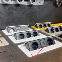 پریز توکار ملونی کد و ۱۷|سایر لوازم برقی|تهران, لاله زار|دیوار