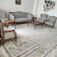 حراج مبل راحتی و فرانسوی استیل به دلیل تغییر شغل|مبلمان خانگی و میز عسلی|اصفهان, کوی راه حق|دیوار