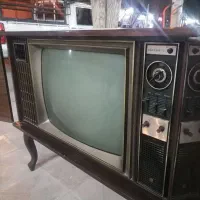 تلوزیون قدیمی عتیقه آنتیک