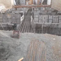 کارگر آرماتور بندی استادکار و نیمچه اوستا