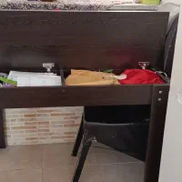 میز نهارخوری بدون صندلی