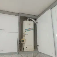 ابگرم کن دیواری مخزن بزرگ