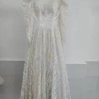 لباس ها در حد نو و یکی نو هست