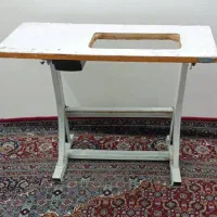 میز چرخ خیاطی