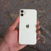 ایفون۱۱نرمال رنگ‌ سفید