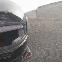 بادگیر موتور و کلاه ایمنی