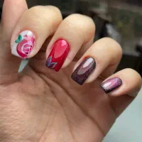 خدمات تخصصی ناخن در شریعتی