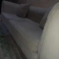 یک عدد کاناپه چستر|مبلمان خانگی و میز عسلی|قنوات, |دیوار